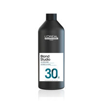 Oxidante enriquecido en aceite Blond Studio 30 vol. - Comprar por color | L'Oréal Partner Shop