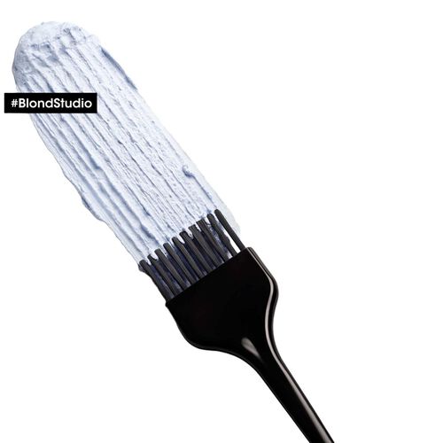 Decoloraci&oacute;n Blond Studio Platinium Plus - Coloraci&oacute;n & Serie Expert | L'Or&eacute;al Partner Shop